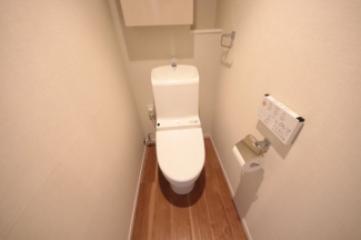 シンプルで使いやすいトイレです