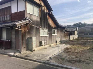 現地土地写真（上物あり・解体後引渡し）