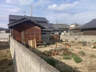 現地土地写真（上物あり・解体後引渡し）