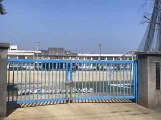 西条市立東予西中学校まで1126m