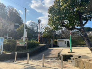津田公園まで424m