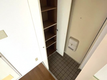 【玄関】