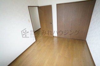 参考、同建物・同間取りの号室