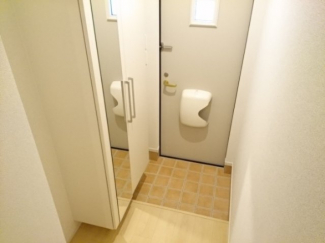 【玄関】