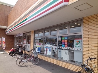 セブンイレブン明屋書店様まで650m