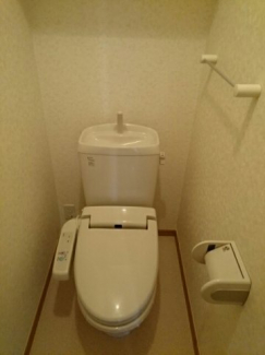 シンプルで使いやすいトイレです