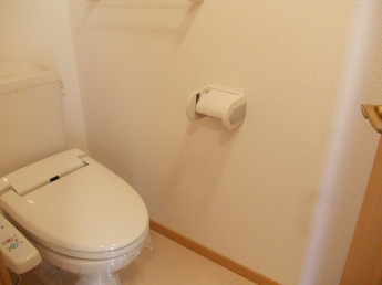 ゆったりとした空間のトイレです