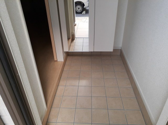 玄関です