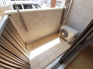 お洗濯にも便利なバルコニー付き