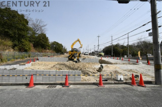 近隣同社施工例物件ございます。現地周辺で集合後見学可能ですので、お気軽にお問い合わせください♪