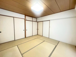 千里緑丘住宅３号棟の画像