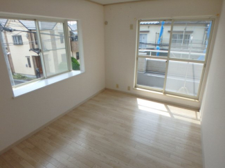 窓があり明るい居室