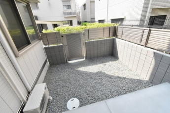 【バルコニー】