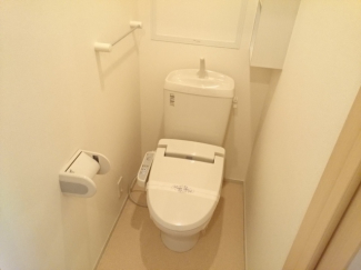 ゆったりとした空間のトイレです