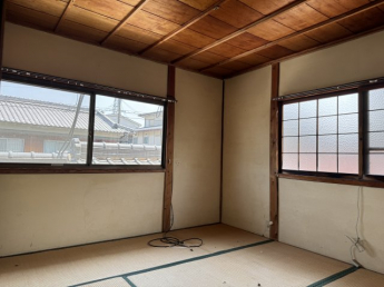 2階4.5帖和室
