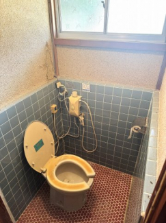 シンプルで使いやすいトイレです