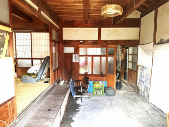 【玄関】