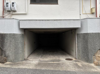大塚町６丁目駐車場付き１階店舗の画像