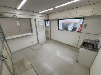 大塚町６丁目駐車場付き１階店舗の画像