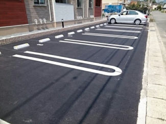 【駐車場】