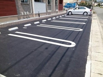 【駐車場】