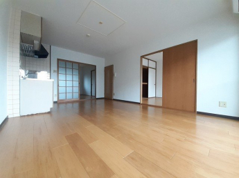 【居間・リビング】