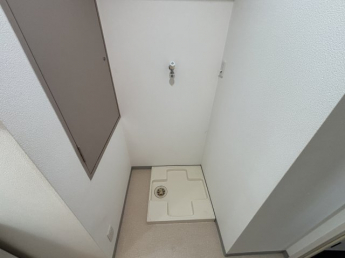 忙しい朝には欠かせない洗面所です
