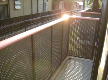 【バルコニー】