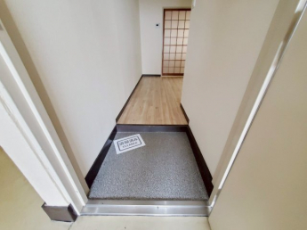 【玄関】