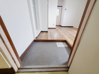 【玄関】