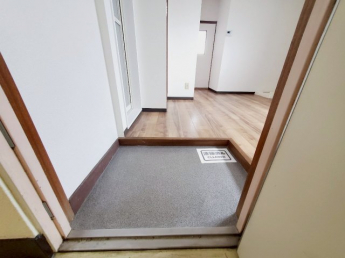 【玄関】