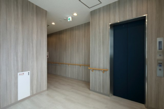 3階エレベーターホール