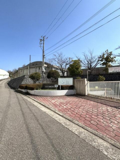 御殿山中学校まで1040m