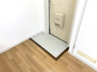 【玄関】