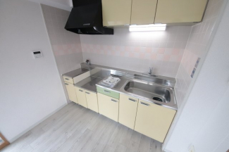 キッチンでお料理をお楽しみください