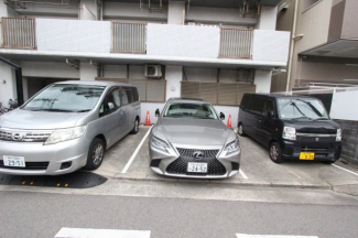 駐車スペースもあります
