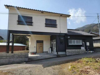 上浮穴郡久万高原町久万のアパートの画像
