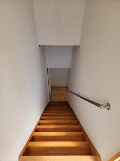 上浮穴郡久万高原町久万のアパートの画像