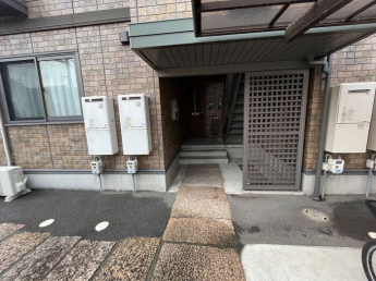 【エントランス】