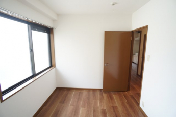 参考、同建物・同間取りの号室
