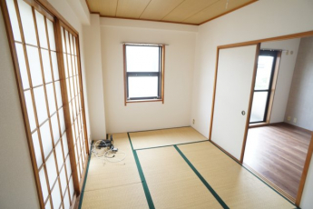 参考、同建物・同間取りの号室