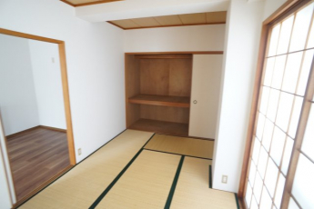 参考、同建物・同間取りの号室