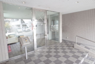 【エントランス】