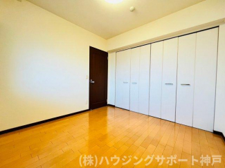 【寝室】