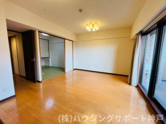 【居間・リビング】