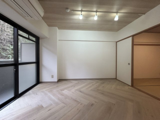 【居間・リビング】