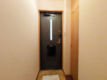 【玄関】