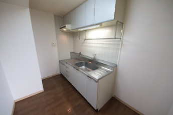 コンパクトなキッチンで掃除もラクラク