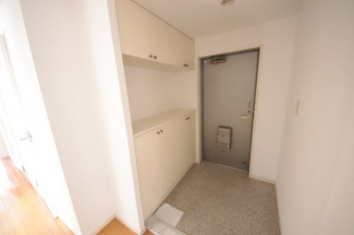 シンプルで使いやすい玄関です