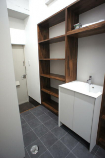 松山市本町６丁目の中古マンションの画像